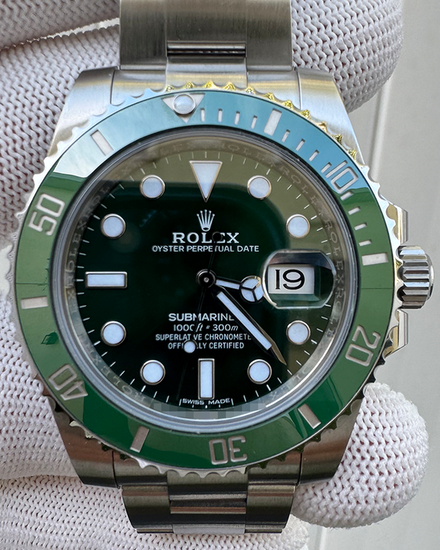 2018 Rolex Submariner Date "Hulk" 40MM Green Dial Oyster Bracelet (116610LV)