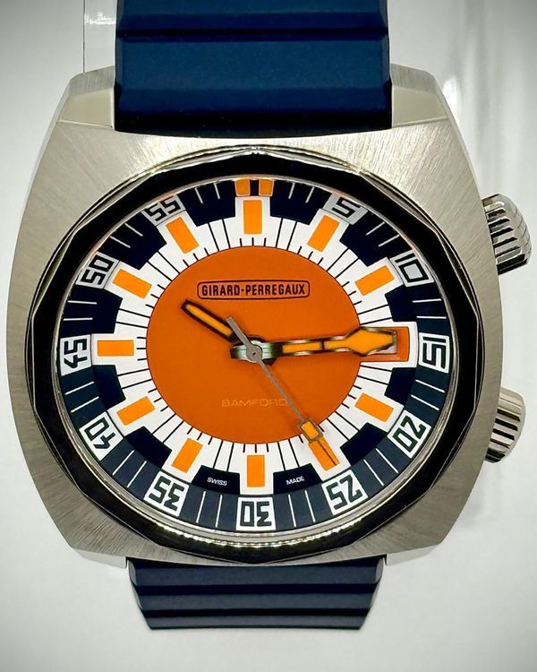 2025 Girard Perregaux Deep Diver "Bamford" L.E. 40.3MM Orange Dial Rubber Strap (39500-21-3266-6CX)