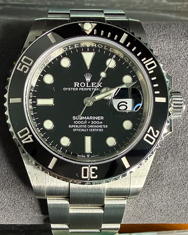 Rolex Submariner (126610LN)
