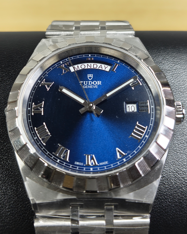Tudor Royal (28600)