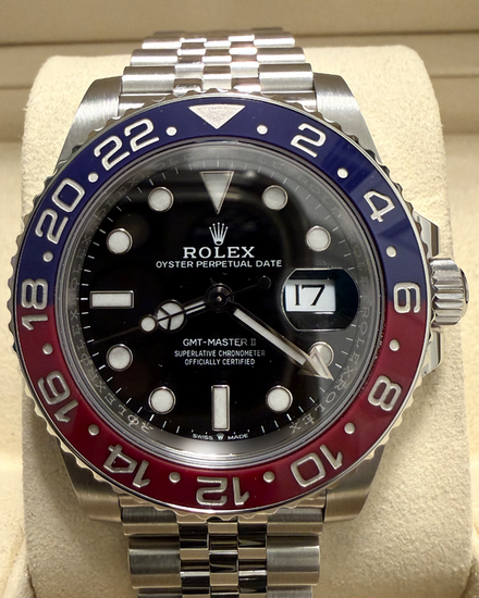 No Reserve - 2021 Rolex GMT-Master II "Pepsi" 40MM Black Dial Jubilee Bracelet (126710BLRO)