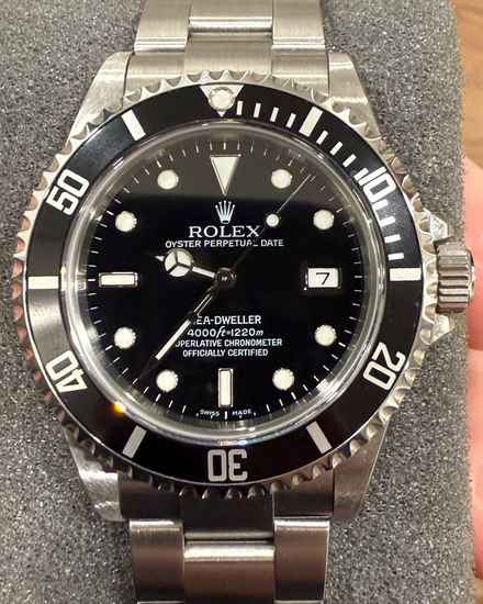 2007 Rolex Sea-Dweller 4000 40MM Black Dial Oyster Bracelet (16600)
