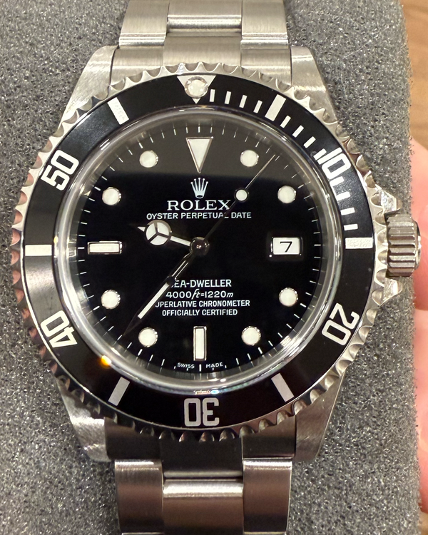 2007 Rolex Sea-Dweller 4000 40MM Black Dial Oyster Bracelet (16600)