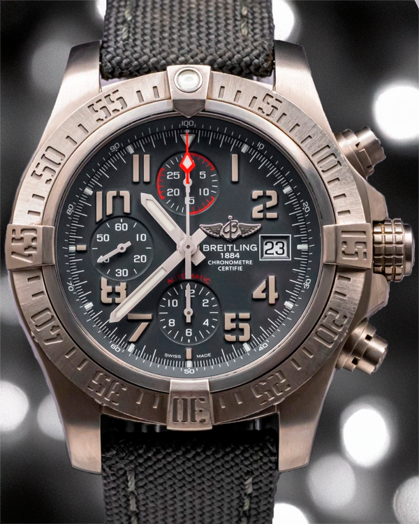 Breitling Avenger (E13383101/M2W1)