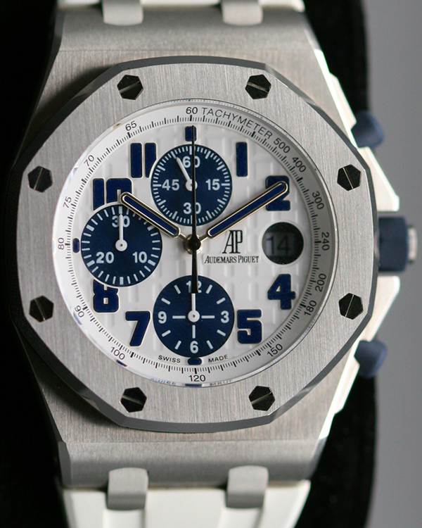 2007 Audemars Piguet Royal Oak Offshore Chronograph "Navy" 42MM White Dial Rubber Strap (26170ST.OO.D305CR.01)