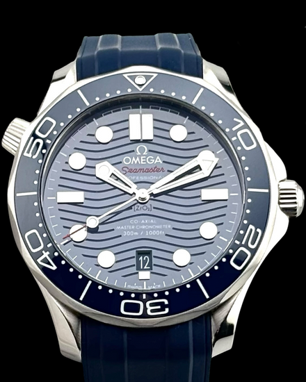 2023 Omega Seamaster Diver 300M 42MM Blue Dial Rubber Strap (210.32.42.20.03.001)