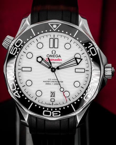 Omega Seamaster Diver 300M 42MM White Dial Rubber Strap (210.32.42.20.04.001)