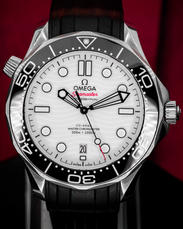 Omega Seamaster Diver 300M 42MM White Dial Rubber Strap (210.32.42.20.04.001)