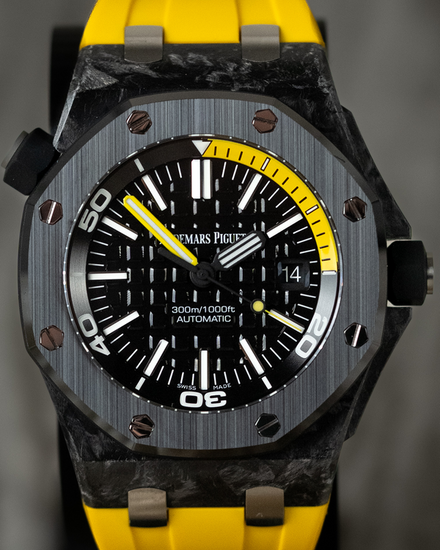 2016 Audemars Piguet Royal Oak Offshore Diver 42MM Black Dial Aftermarket Rubber Strap (15706AU.OO.A002CA.01)