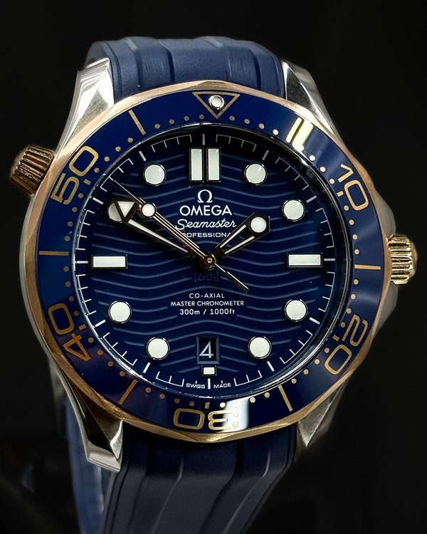 2022 Omega Seamaster Diver 300M 42MM Blue Dial Rubber Strap (210.22.42.20.03.002)