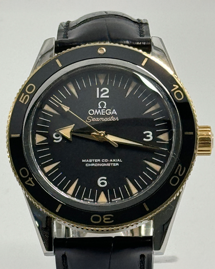 No Reserve - 2024 Omega Seamaster Diver 300M 41MM Black Dial Leather Strap (233.22.41.21.01.001)