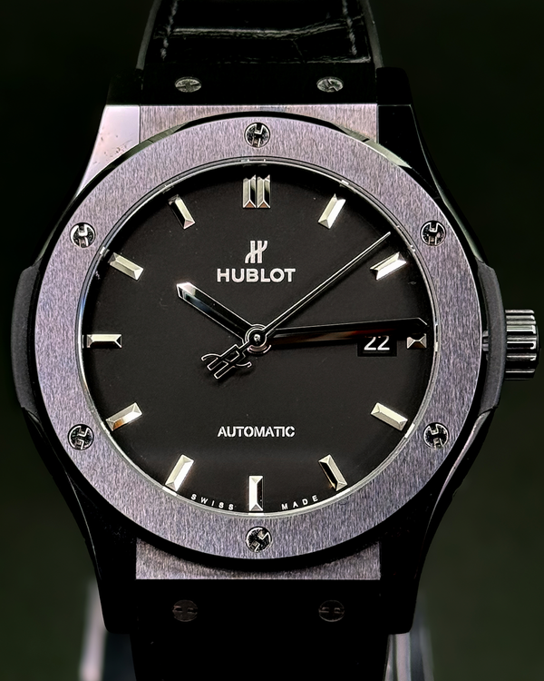 2021 Hublot Classic Fusion 42MM Black Dial Leather Strap (542.CM.1171.RX)