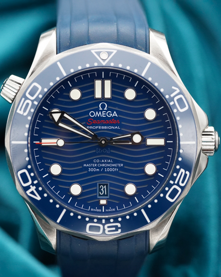 2022 Omega Seamaster Diver 300M 42MM Blue Dial Rubber Strap (210.32.42.20.03.001)
