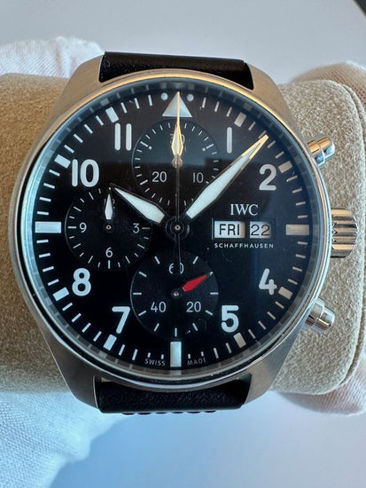 2025 IWC Schaffhausen Pilot Chronograph 41MM Black Dial Leather Strap (IW388111)