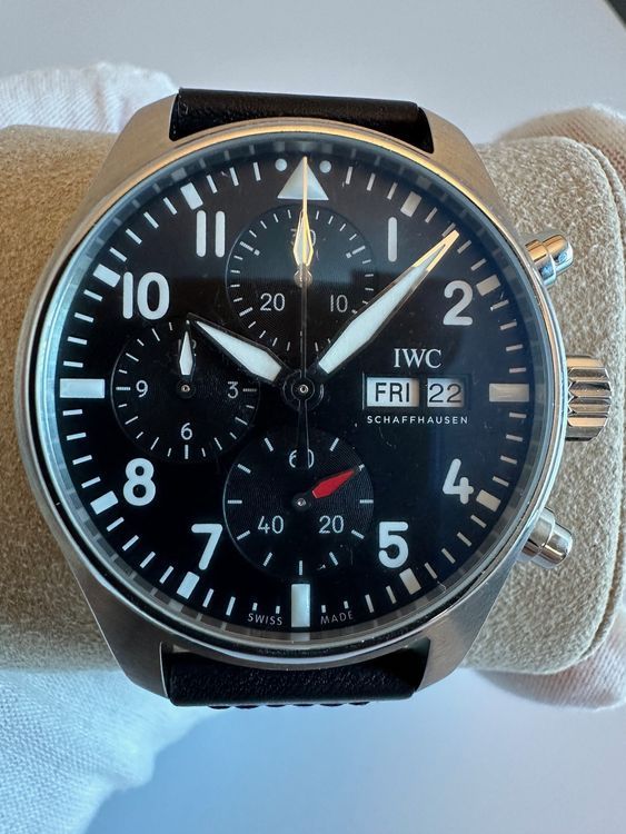 2025 IWC Schaffhausen Pilot Chronograph 41MM Black Dial Leather Strap (IW388111)