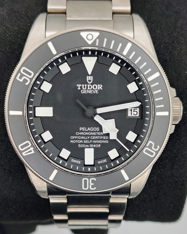 2025 Tudor Pelagos 42MM Black Dial Titanium Bracelet (25600TN)