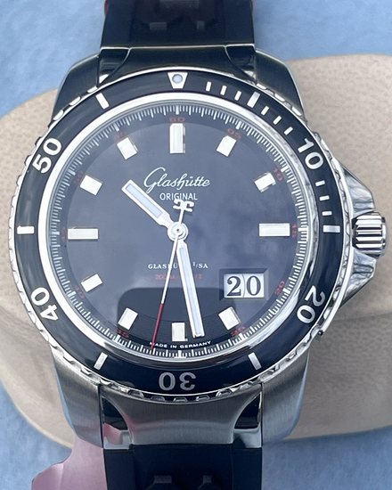 2008 Glashütte Original Sport Evolution 42MM Black Dial Rubber Strap (39-42-43-03-04)