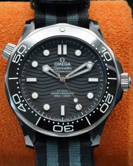 2025 Omega Seamaster Diver 300M 43.5MM Black Dial Textile Strap (210.92.44.20.01.002)