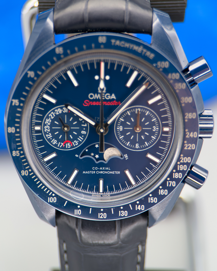 2022 Omega Speedmaster Moonphase "Blue Side of the Moon" 44.25MM Blue Dial Leather Strap (304.93.44.52.03.001)