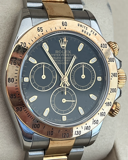 Rolex Cosmograph Daytona 40MM Black Dial Two-Tone Oyster Bracelet (116523)