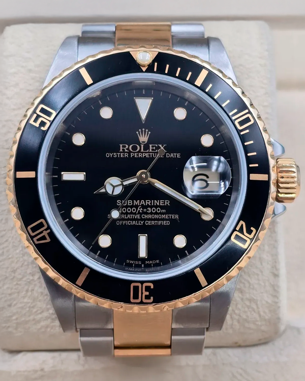 2000 Rolex Submariner Date 40MM Black Dial Two-Tone Oyster Bracelet (16613)