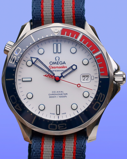 No Reserve - 2017 Omega Seamaster Diver 300M "Bond 007 Commander's Watch" L.E. 41MM White Dial Textile Strap (212.32.41.20.04.001)