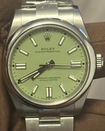 2025 Rolex Oyster Perpetual 41MM Pistachio Dial Oyster Bracelet (134300)