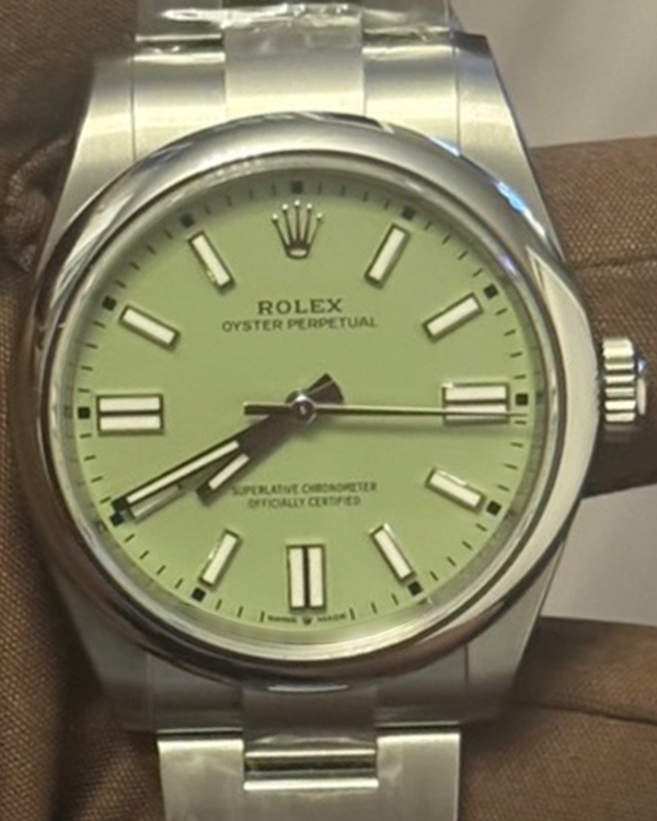 Rolex Oyster Perpetual (134300)