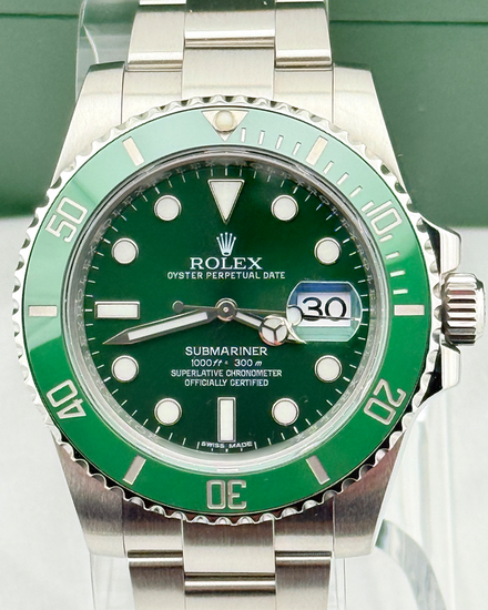 2016 Rolex Submariner Date "Hulk" 40MM Green Dial Oyster Bracelet (116610LV)