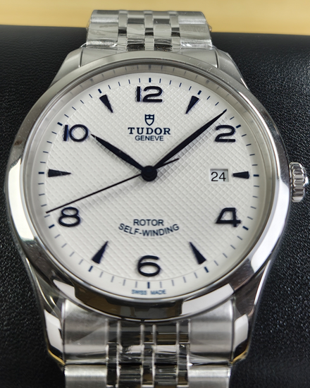 No Reserve - 2025 Tudor 1926 41MM White Dial Steel Bracelet (91650)