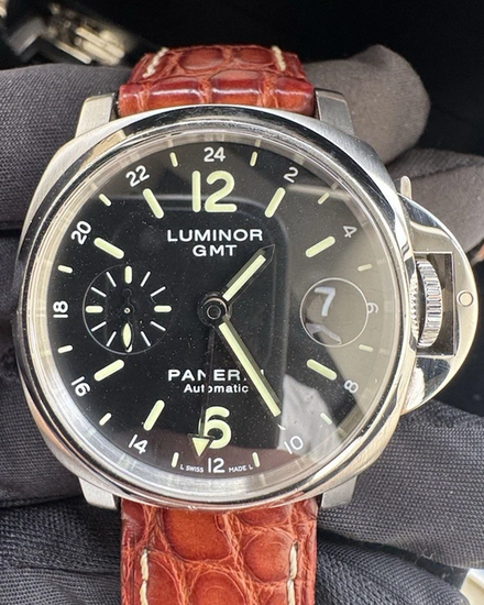 Panerai Luminor GMT 40MM Black Dial Leather Strap (PAM00244)