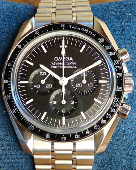 Omega Speedmaster Professional Moonwatch 42MM Black Dial Steel Bracelet (310.30.42.50.01.002)