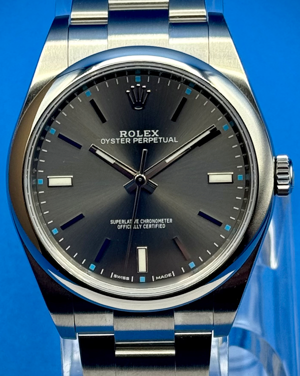 Rolex Oyster Perpetual (114300)