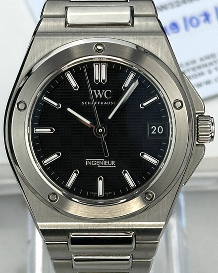 2025 IWC Schaffhausen Ingenieur 35MM Black Dial Steel Bracelet (IW324906)