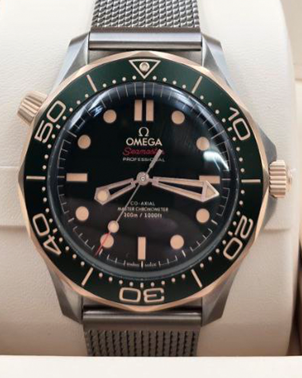 2025 Omega Seamaster Diver 300M 42MM Green Dial Titanium Bracelet (210.90.42.20.10.001)