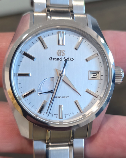 2024 Grand Seiko Heritage Collection Spring Drive "Soko Frost" 40MM Blue Dial Steel Bracelet (SBGA471)