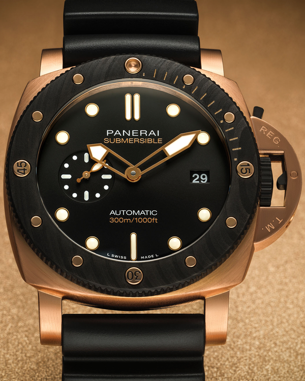 2025 Panerai Submersible Goldtech Orocarbo 44MM Black Dial Rubber Strap (PAM02070)