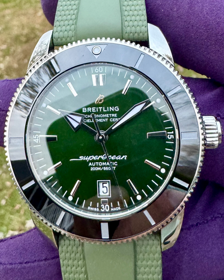 No Reserve - 2023 Breitling Superocean Heritage II B20 46MM Green Dial Rubber Strap (AB2020121L1A1)