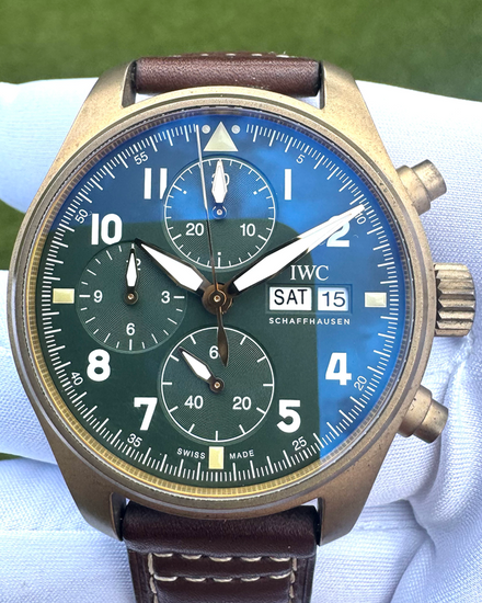 2019 IWC Schaffhausen Pilot Spitfire Chronograph 41MM Green Dial Leather Strap (IW387902)