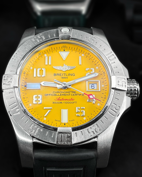 Breitling Avenger (A17331)