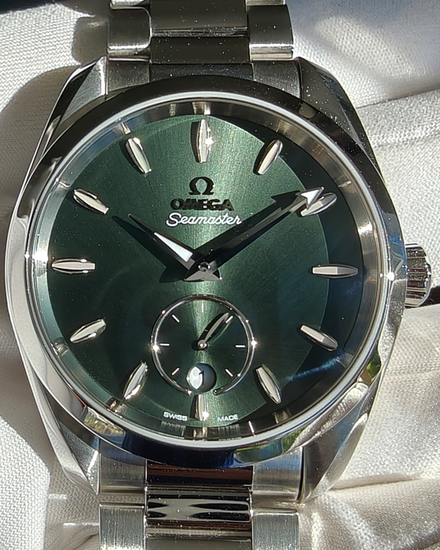 2025 Omega Seamaster Aqua Terra 150M 38MM Green Dial Steel Bracelet (220.10.38.20.10.001)