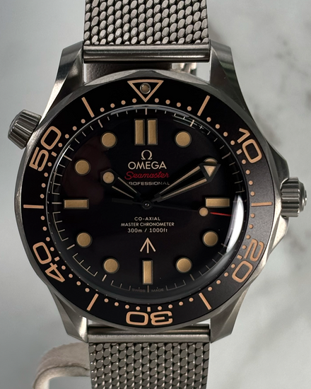 2020 Omega Seamaster Diver 300M "No Time To Die" 007 Edition 42MM Brown Dial Titanium Bracelet (210.90.42.20.01.001)