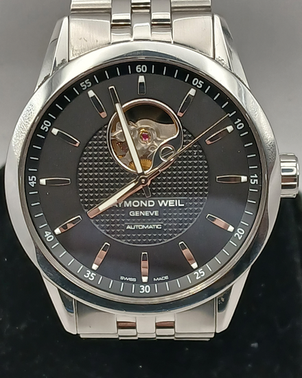 Raymond Weil Freelancer 42MM Black Dial Steel Bracelet (2710)