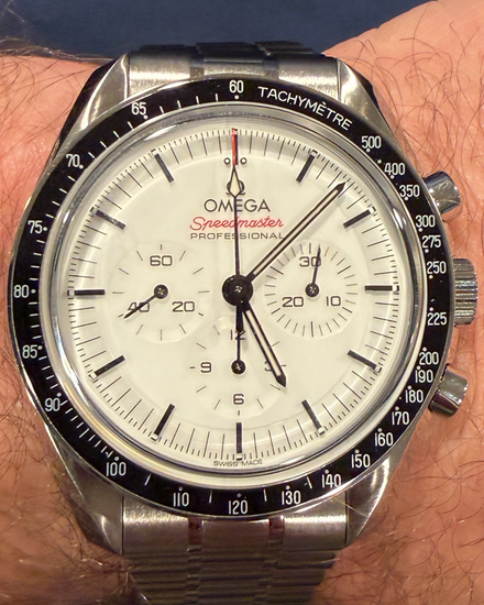 2025 Omega Speedmaster Professional Moonwatch 42MM White Dial Steel Bracelet (310.30.42.50.04.001)