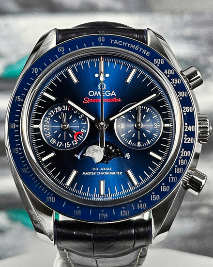 2024 Omega Speedmaster Moonphase 44.25MM Blue Dial Leather Strap (304.33.44.52.03.001)