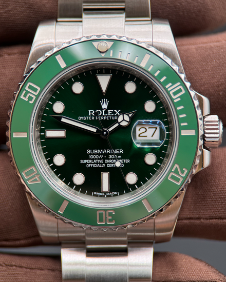 Rolex Submariner Date "Hulk" 40MM Green Dial Oyster Bracelet (116610LV)
