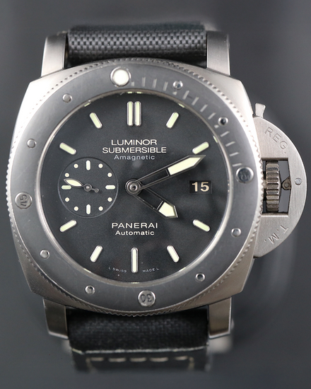 2013 Panerai Submersible 1950 3 Days L.E. 47MM Black Dial Textile Strap (PAM00389)