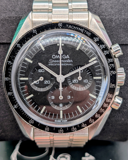 2022 Omega Speedmaster Professional Moonwatch 42MM Black Dial Steel Bracelet (310.30.42.50.01.001)