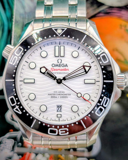 2022 Omega Seamaster Diver 300M 42MM White Dial Steel Bracelet (210.30.42.20.04.001)