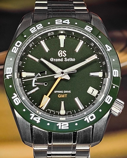 2022 Grand Seiko Sport GMT 40.5MM Green Dial Steel Bracelet (SBGE257)
